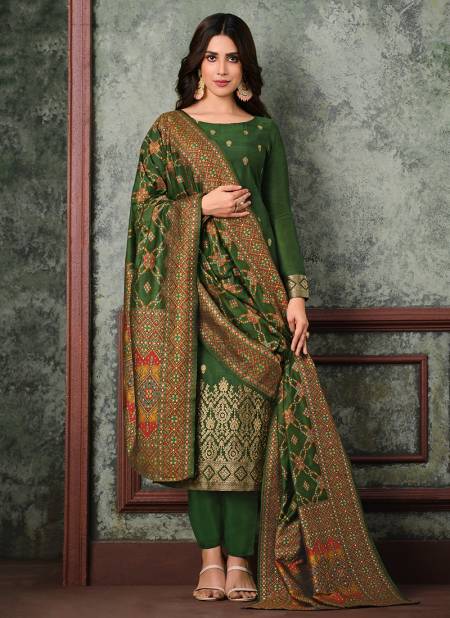 Green Colour ROYAL WEAVE BANDHEJ Festive Wear Silk Jacquard Heavy Work Salwar Suit Collection 4913